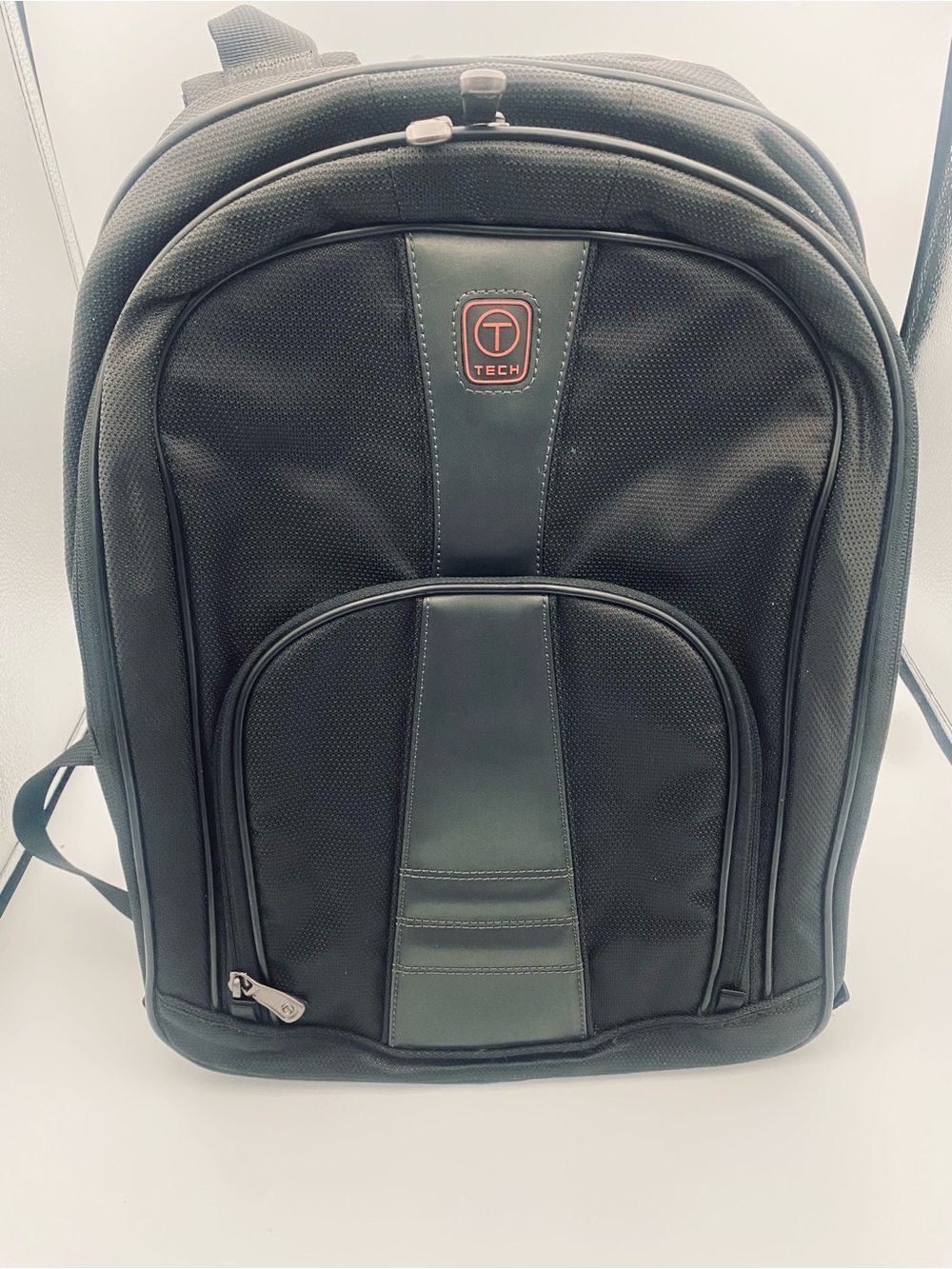 TUMI Black Men's Minimalist Backpack With Travel Strap